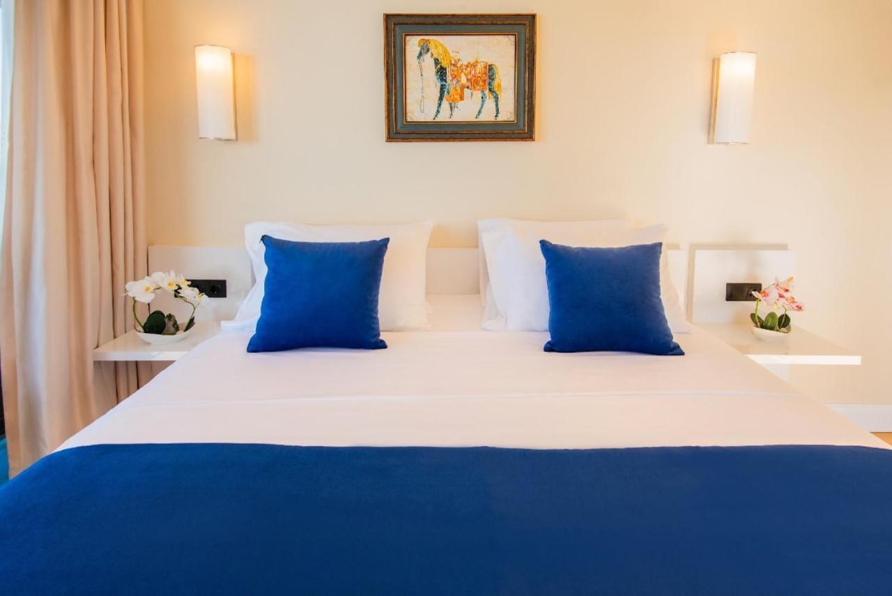 Orbi City Suite Sea View In Batumi Aparthotel Dış mekan fotoğraf